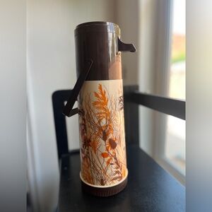 Vintage Aladdin’s Pump A Drink Autumn Wheat Thermos, 32 oz/1 quart